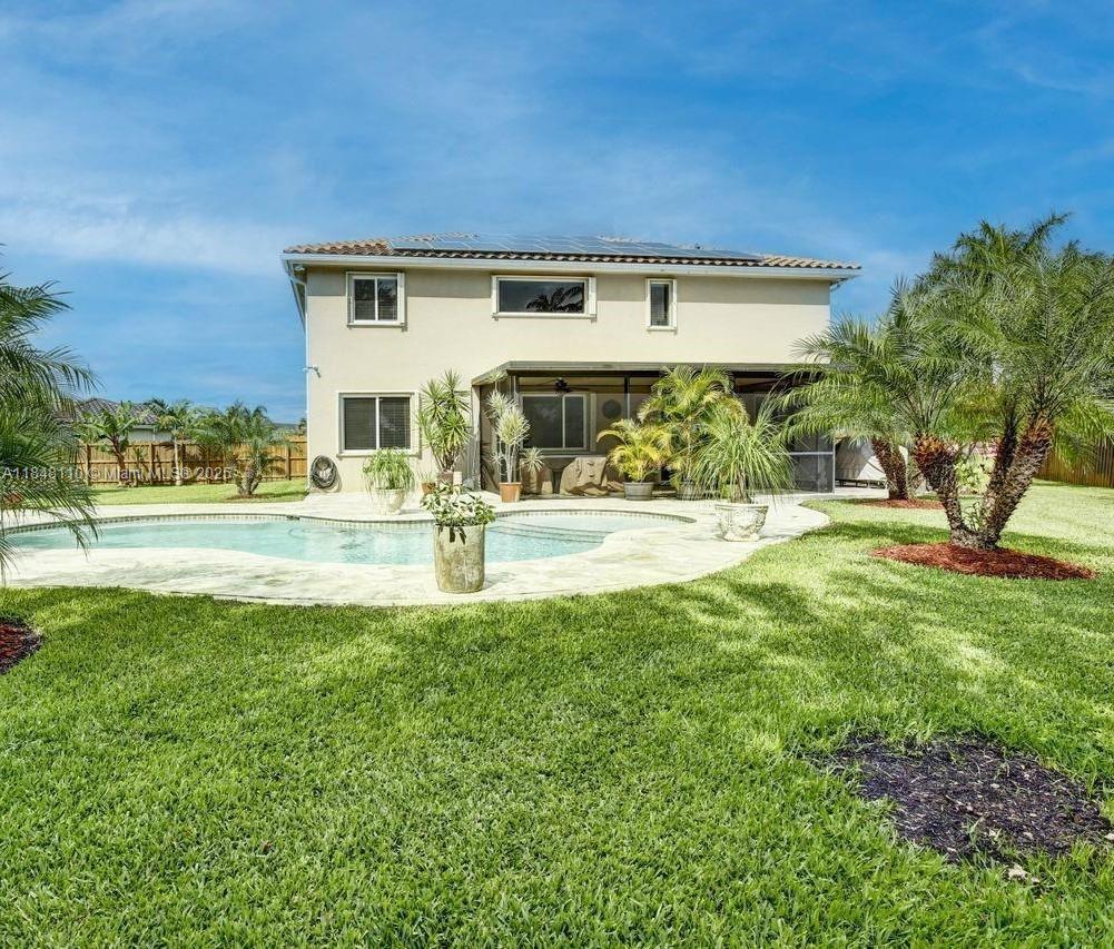 REDLAND REEF - Residential