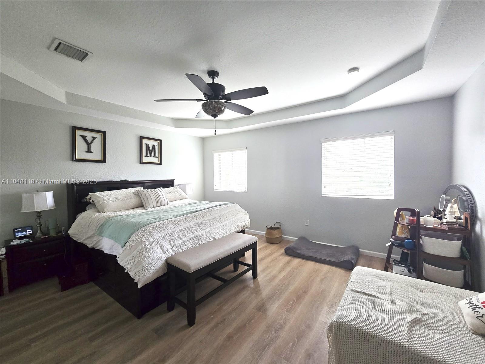 REDLAND REEF - Residential