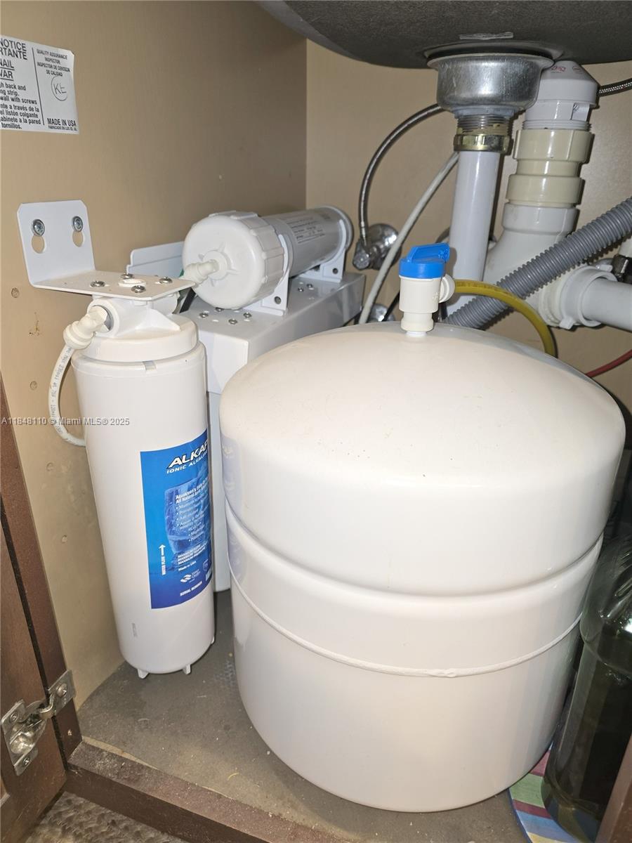 REDLAND REEF - Residential