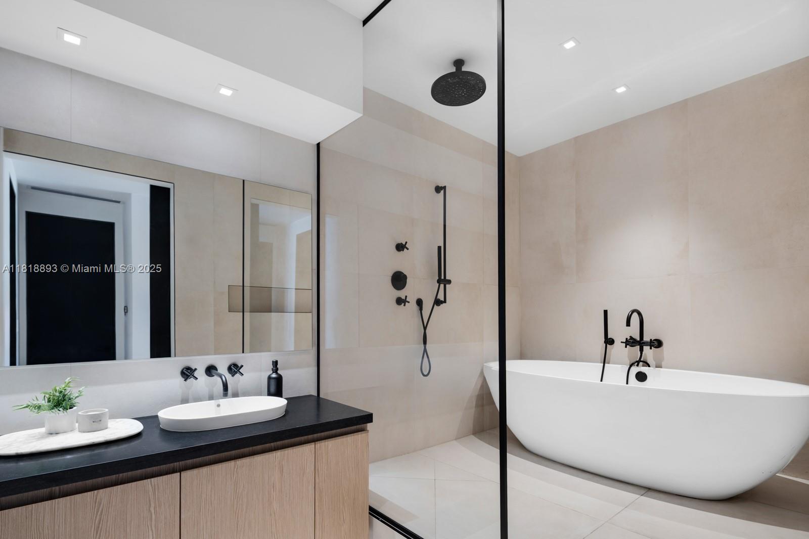 COSTA BRAVA CONSO - Residential
