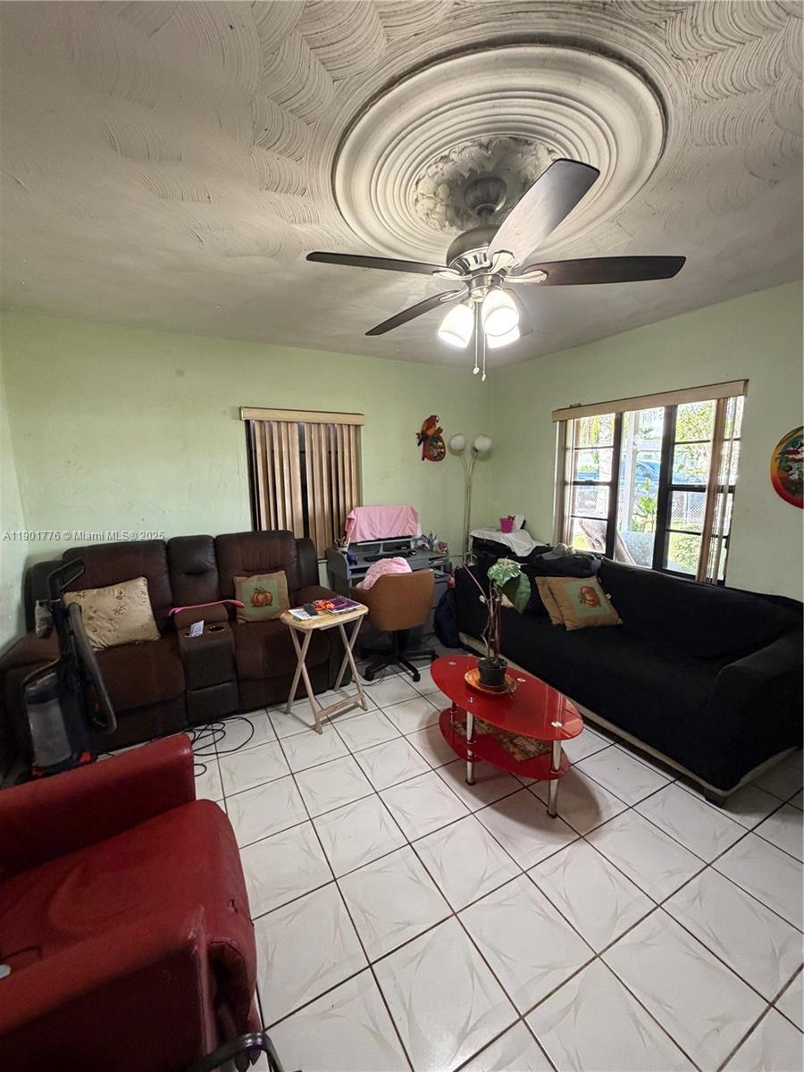 1720 NW 85th St