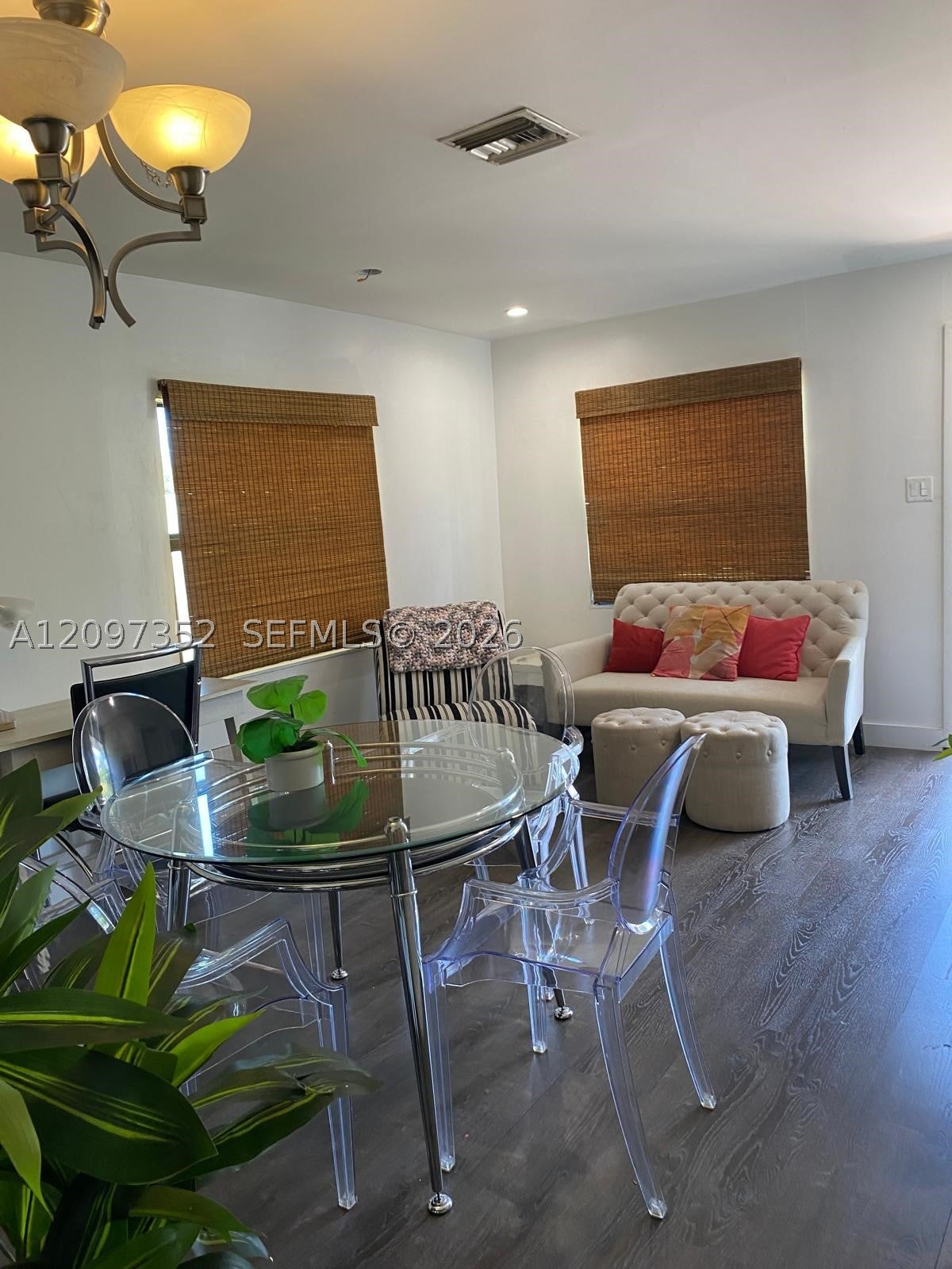 206 SW 2nd Ter