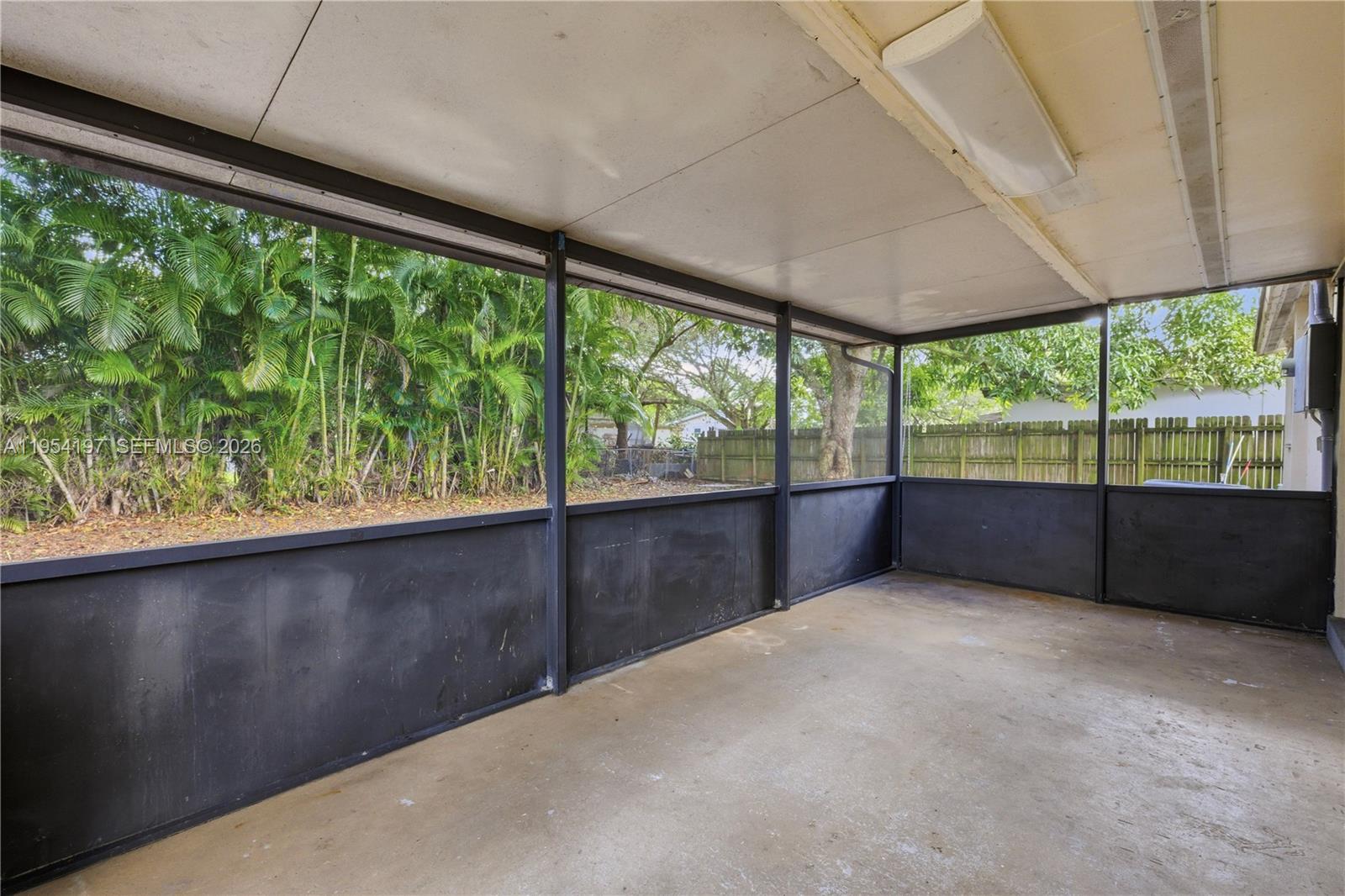 SUNSHINE PARK ESTATES ADD - Residential