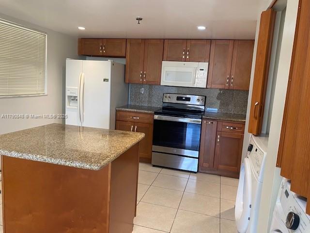 5249 NW 7th St 310