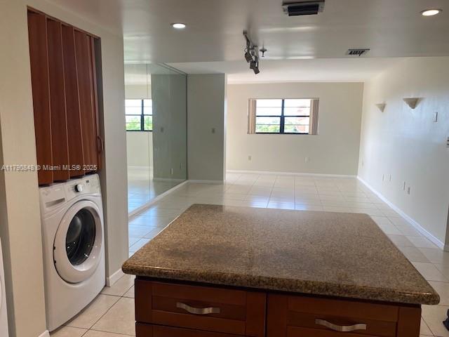 5249 NW 7th St 310