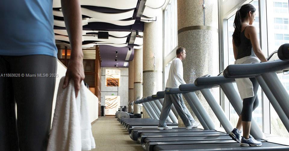 CENTRAL CARILLON BEACH CO - Residential Lease