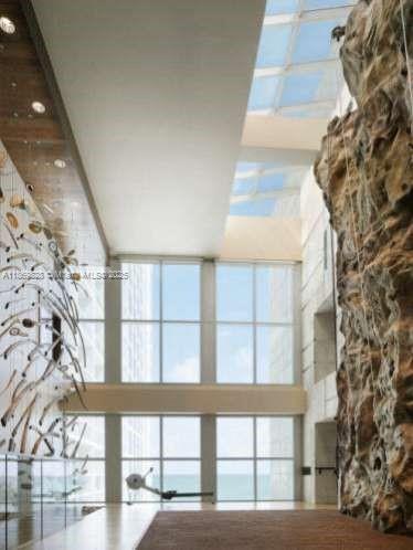 CENTRAL CARILLON BEACH CO - Residential Lease