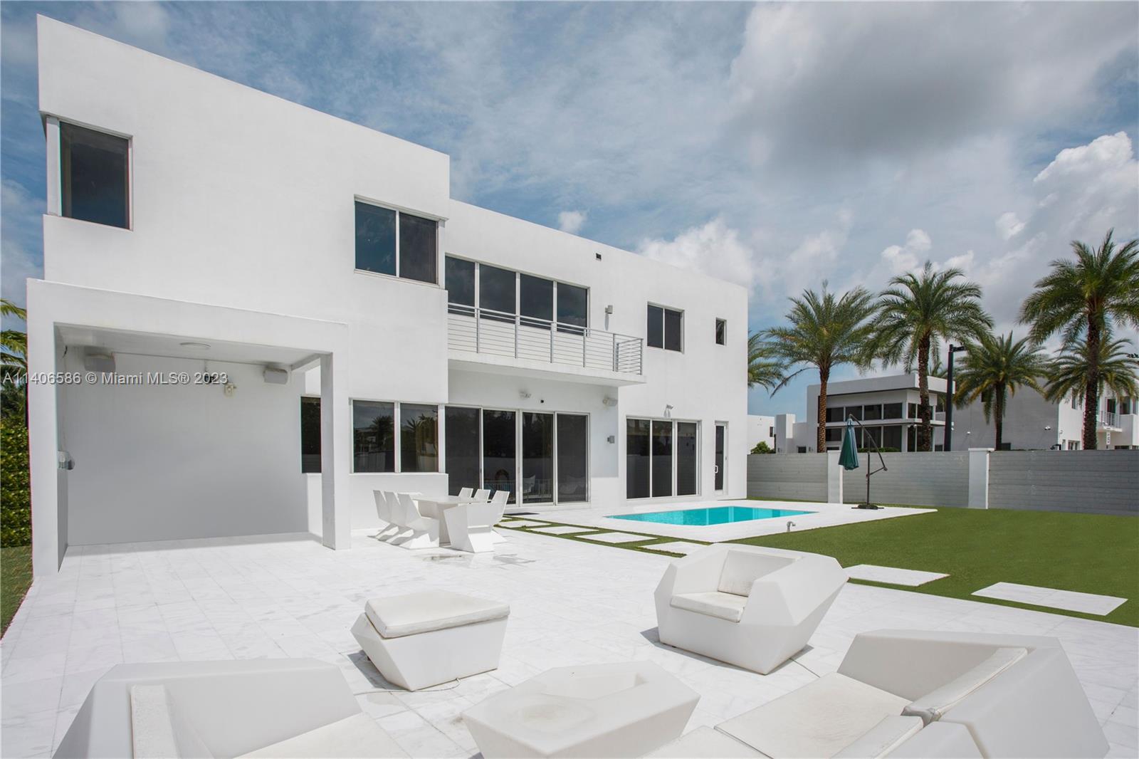 DORAL COMMONS RESIDENTIAL - Residential