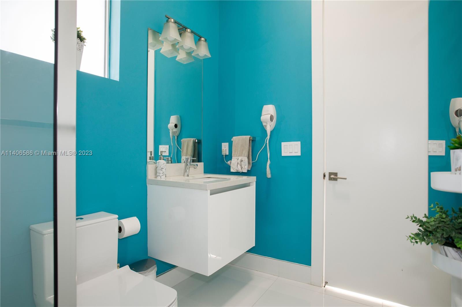 DORAL COMMONS RESIDENTIAL - Residential