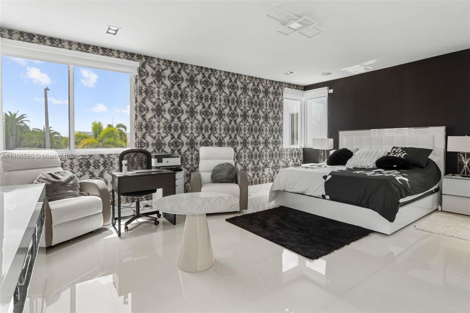 DORAL COMMONS RESIDENTIAL - Residential