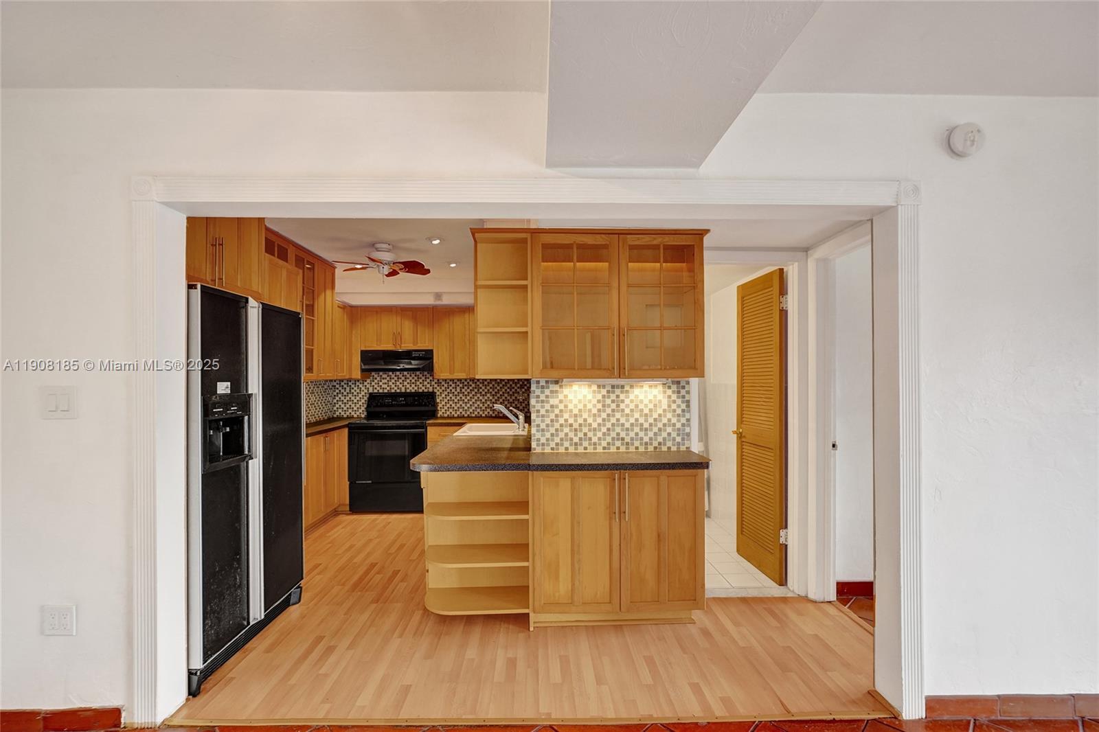 THE LEDGES CONDO - Residential