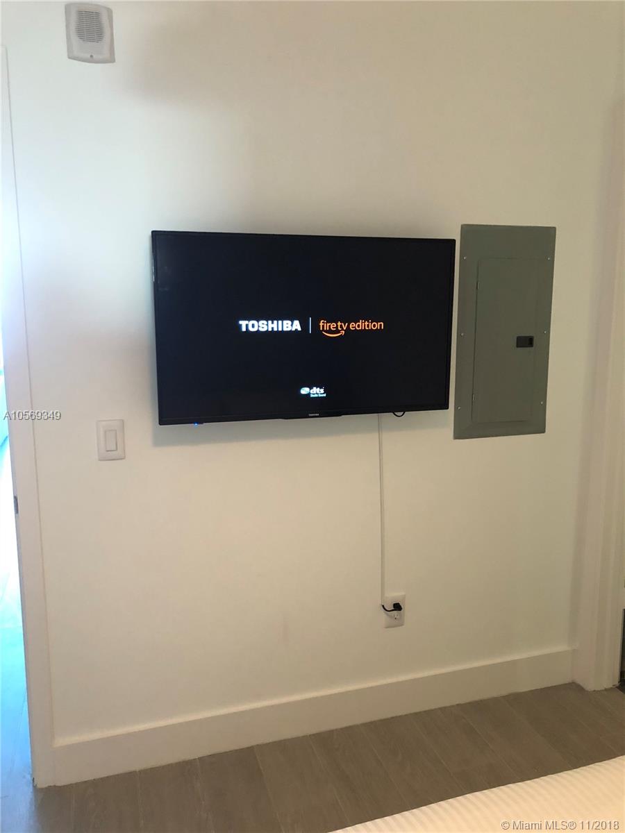 BISCAYNE BEACH - Residential Lease