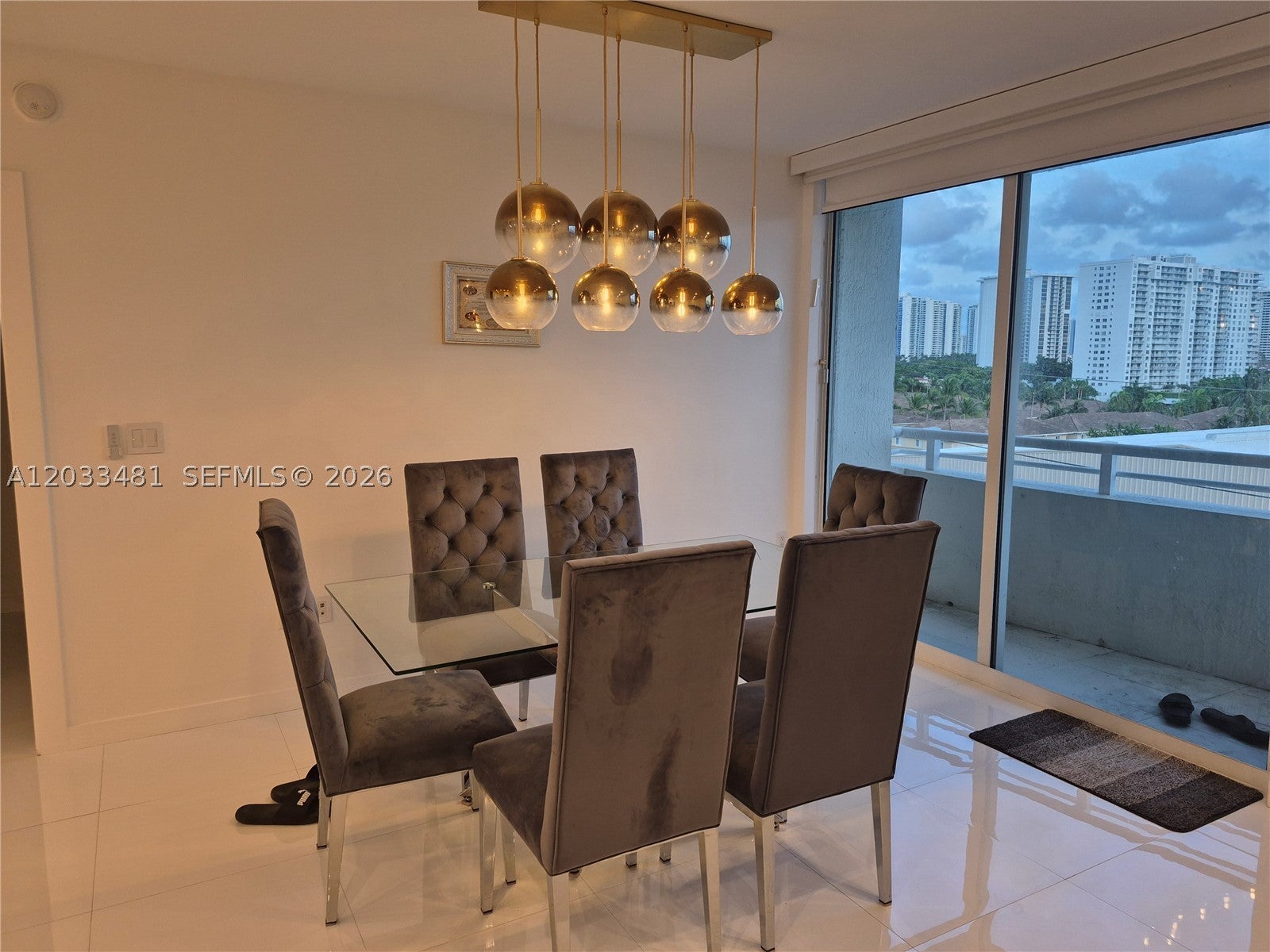 View photos, virtual tours, details... 18800 NE 29th Ave 718