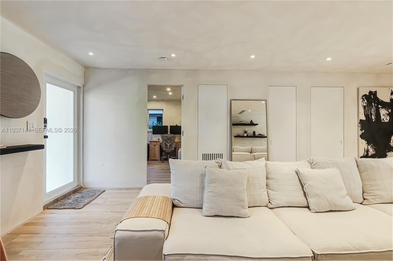 COLUMBIA PARK CORR PL - Residential