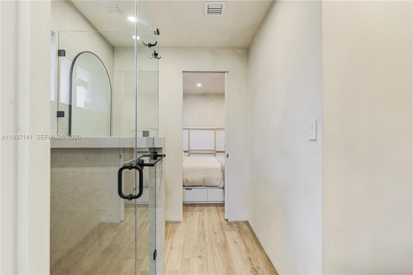 COLUMBIA PARK CORR PL - Residential