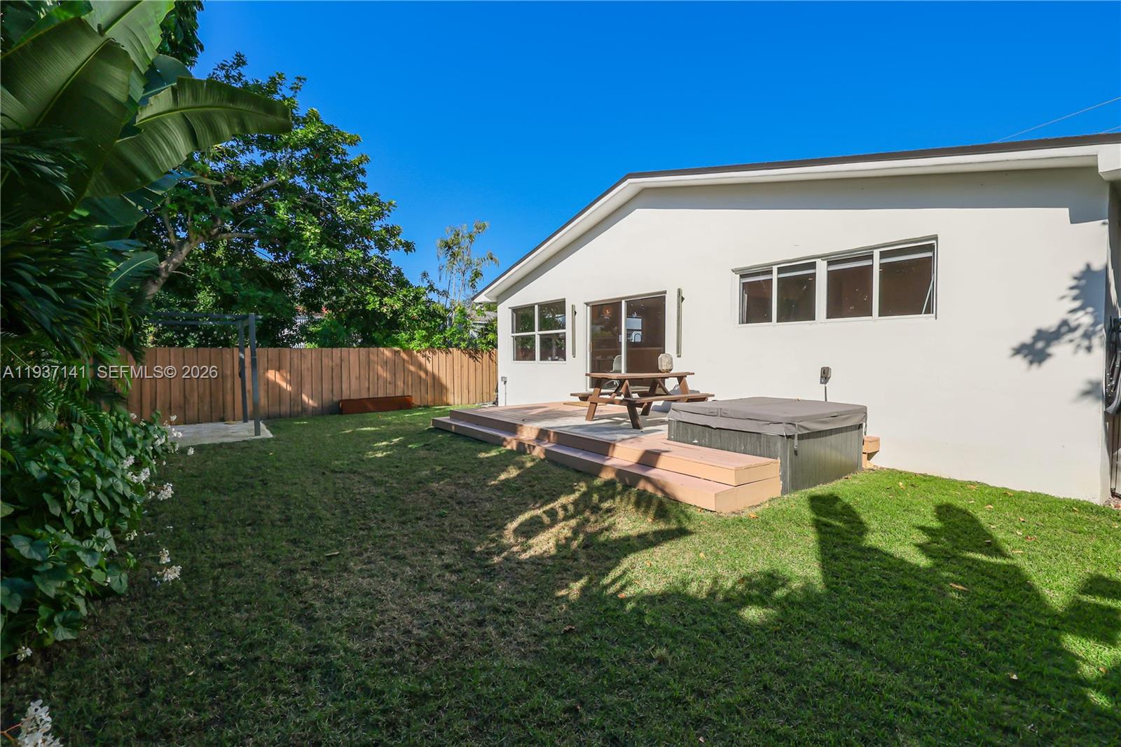 COLUMBIA PARK CORR PL - Residential