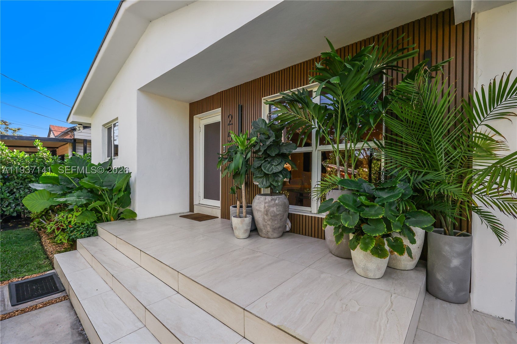254 NW 43rd St
