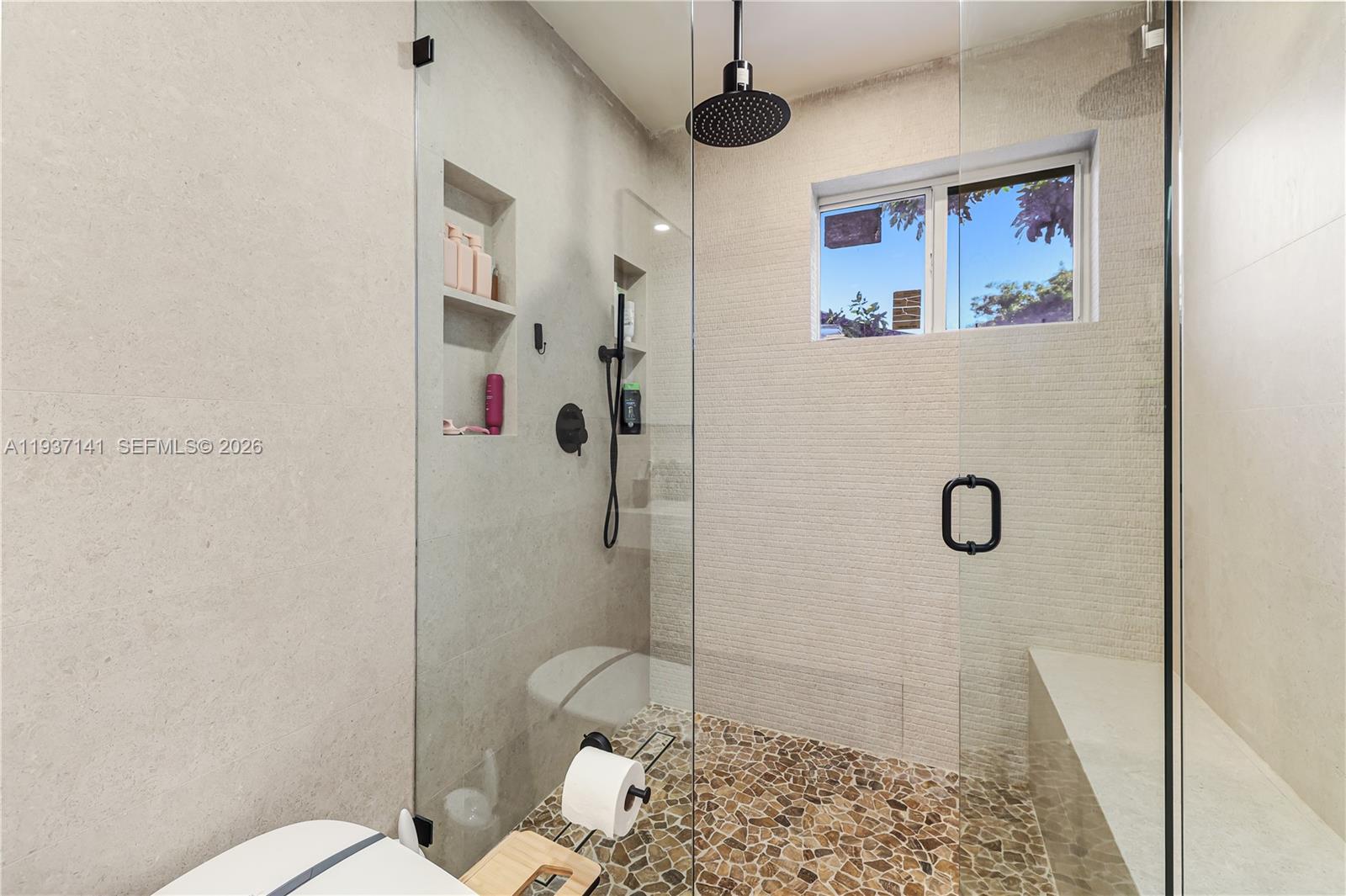 COLUMBIA PARK CORR PL - Residential