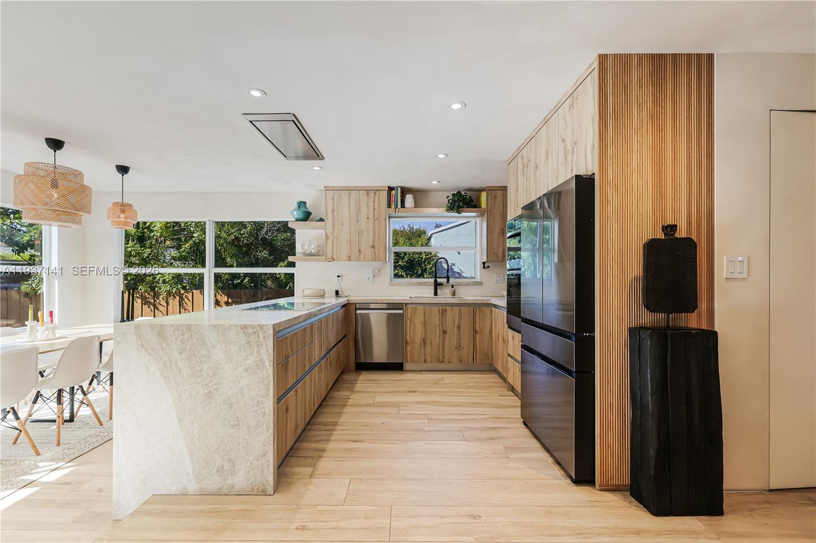 COLUMBIA PARK CORR PL - Residential