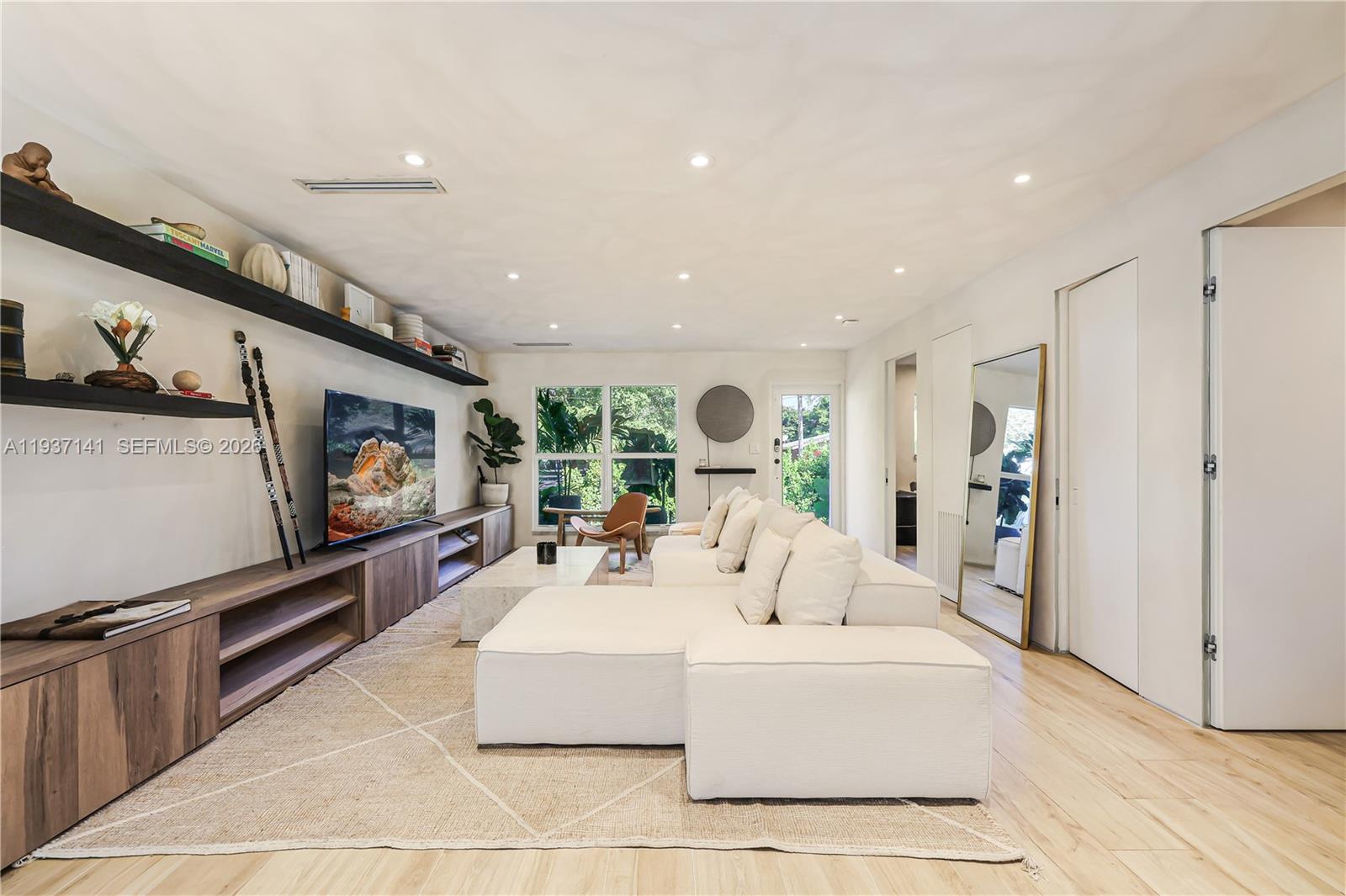 COLUMBIA PARK CORR PL - Residential