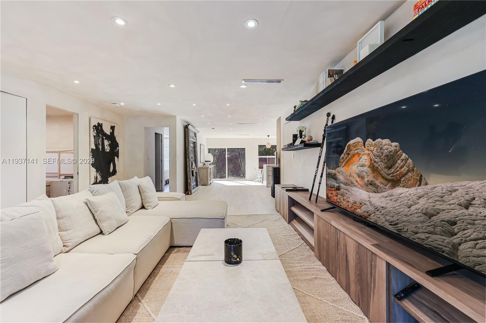 COLUMBIA PARK CORR PL - Residential