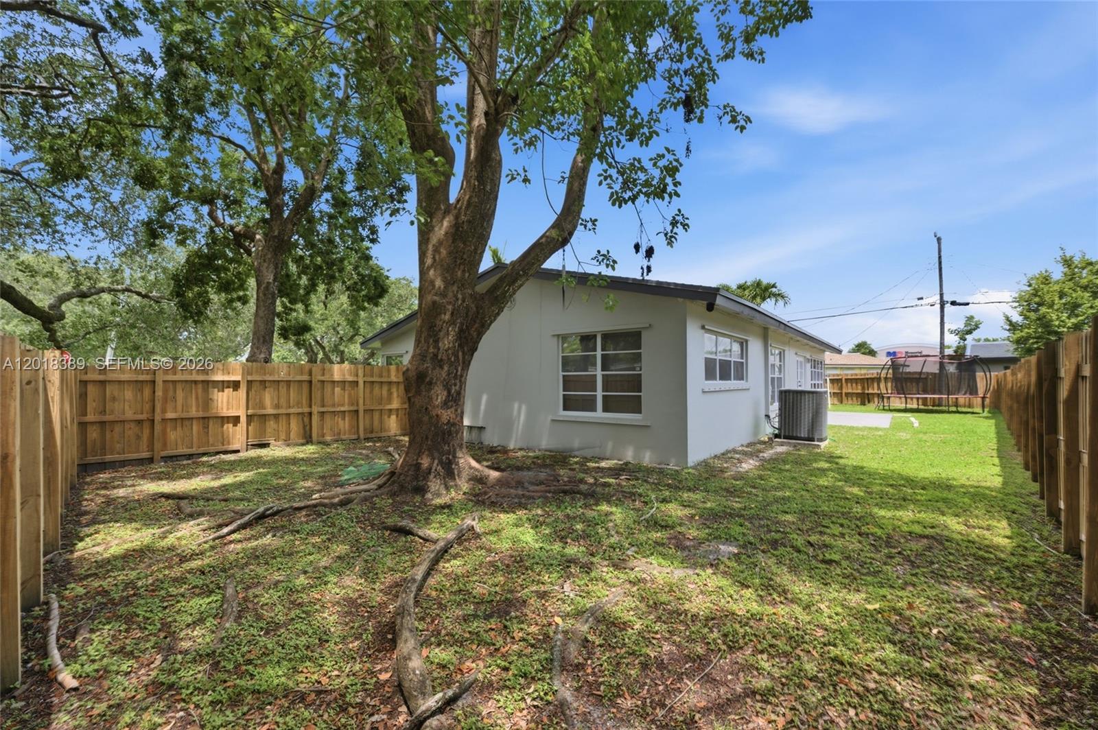 LAWN ACRES - Residential