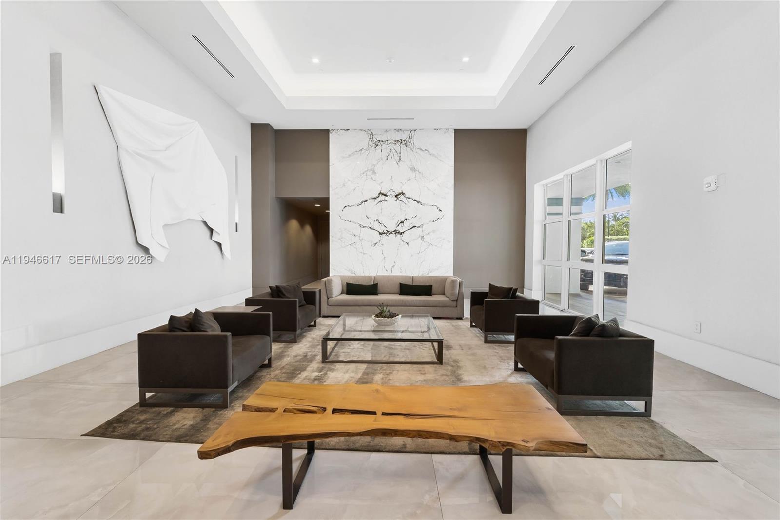 THE PENINSULA II CONDO - Residential