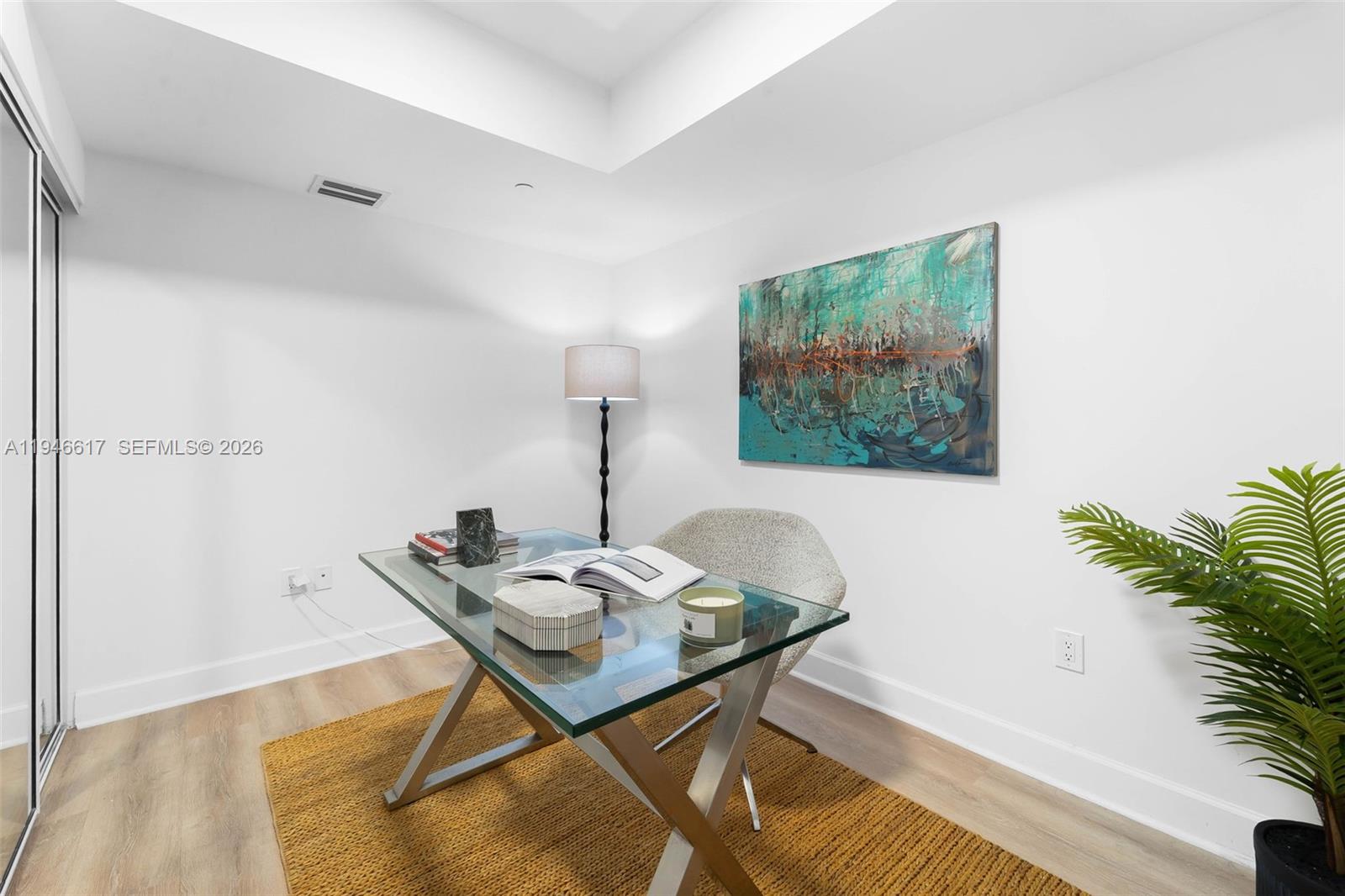 THE PENINSULA II CONDO - Residential