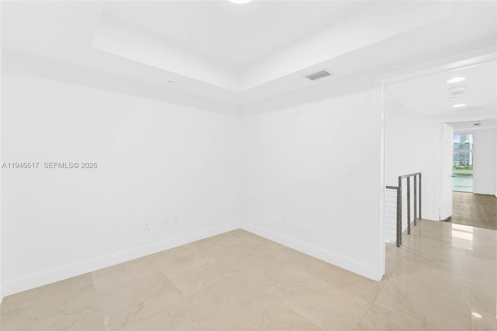 THE PENINSULA II CONDO - Residential