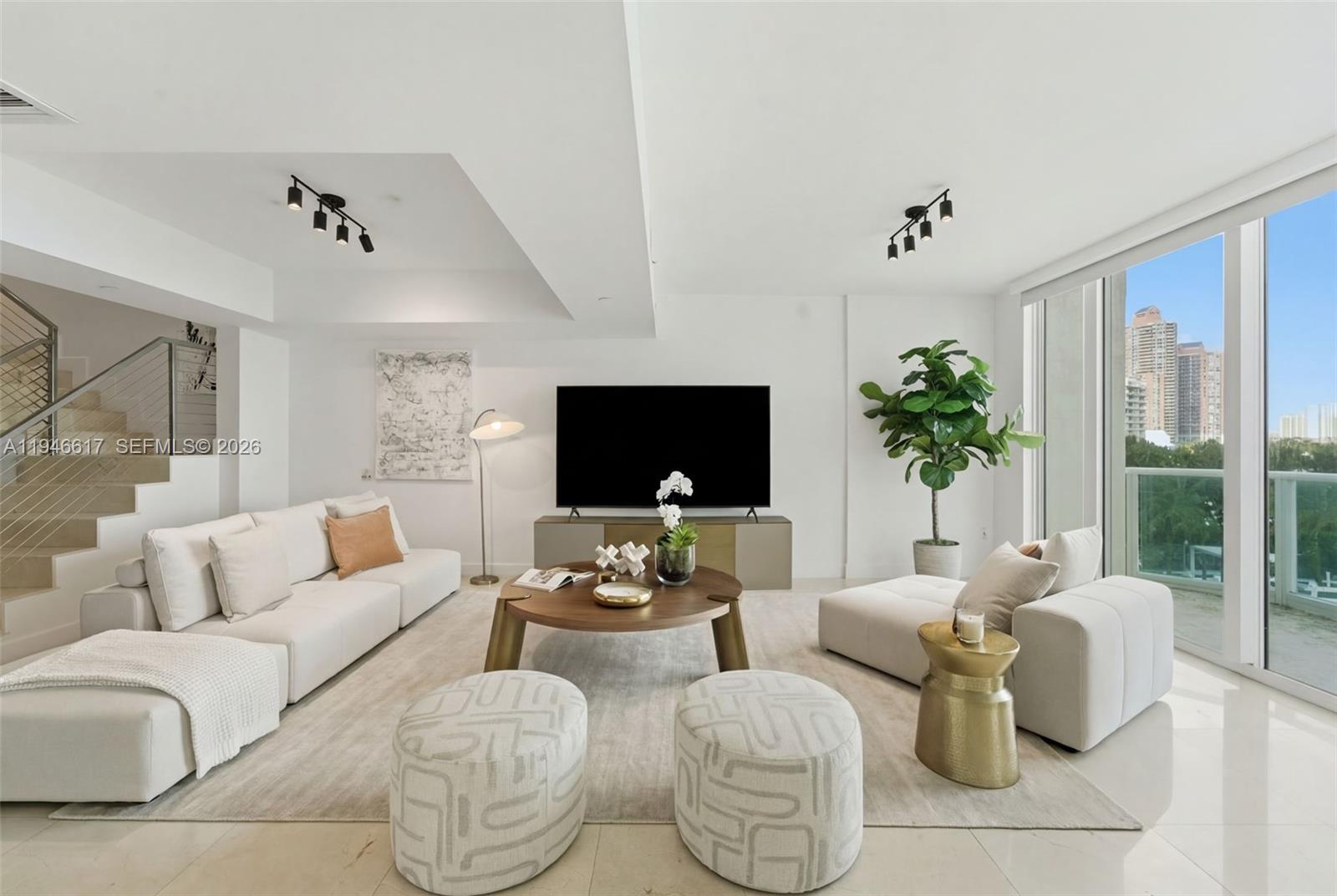 THE PENINSULA II CONDO - Residential