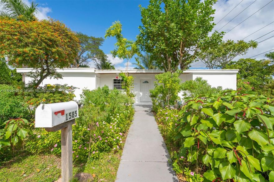Welcome to this beautifully laid-out 4 bedroom, 3 bathroom home in North Miami — perfectly designed for comfort and multi-generational living. Situated on a generous corner lot, the home offers privacy, space, and flexibility for families of all sizes. Just moments from Haulover Beach, FIU, Oleta River State Park, local restaurants, shopping, and entertainment — this location lets you enjoy the best of South Florida living. Whether you’re hosting family, working from home, or enjoying weekend adventures, this home fits your lifestyle.