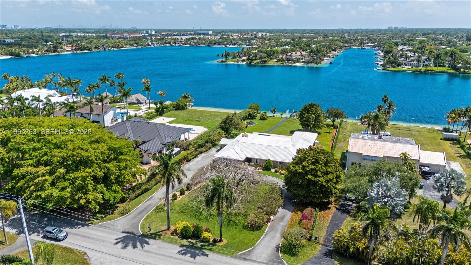 LAKESHORE SEC ONE - Residential