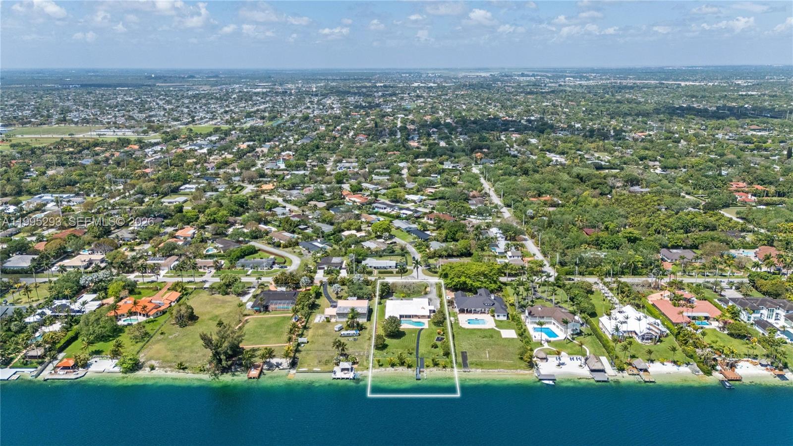 LAKESHORE SEC ONE - Residential