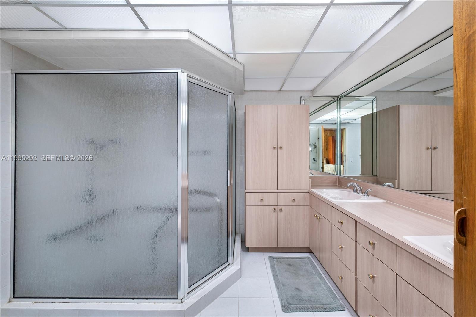 LAKESHORE SEC ONE - Residential