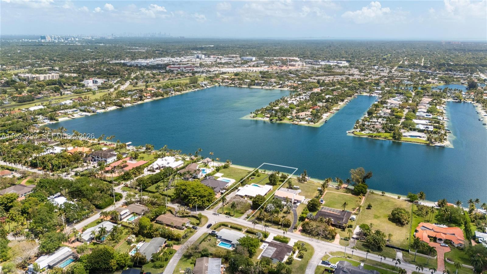 LAKESHORE SEC ONE - Residential