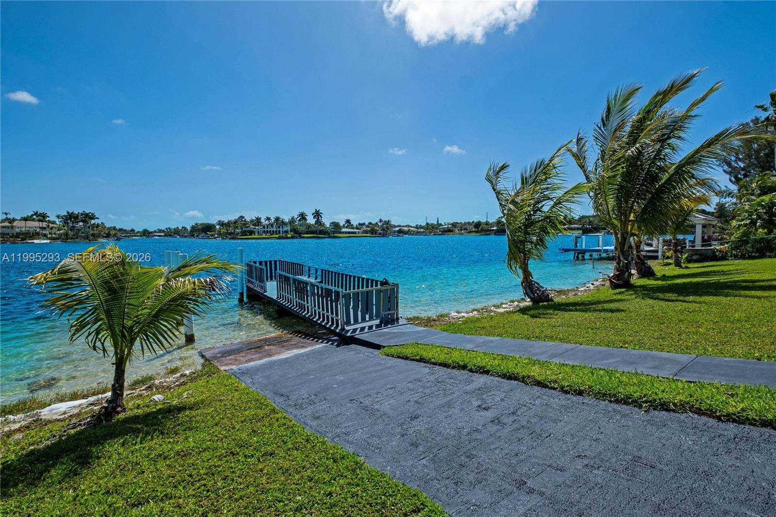 LAKESHORE SEC ONE - Residential