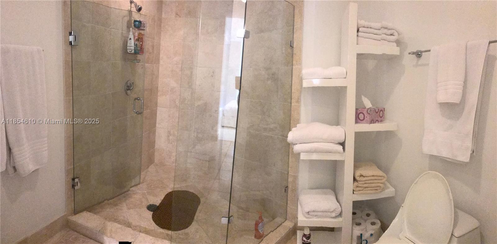 TRUMP ROYALE CONDO - Residential Lease