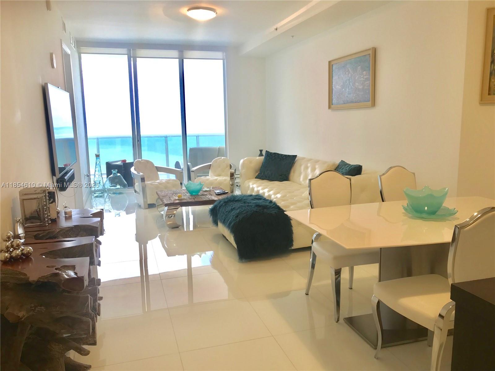 TRUMP ROYALE CONDO - Residential Lease