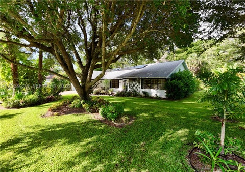 Tiny photo for 172 Wild Pine Rd, Wellington, FL 33414 (MLS # A12039229)