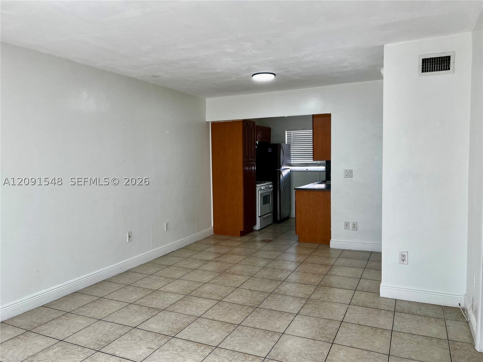 2072 NE 169th St 8