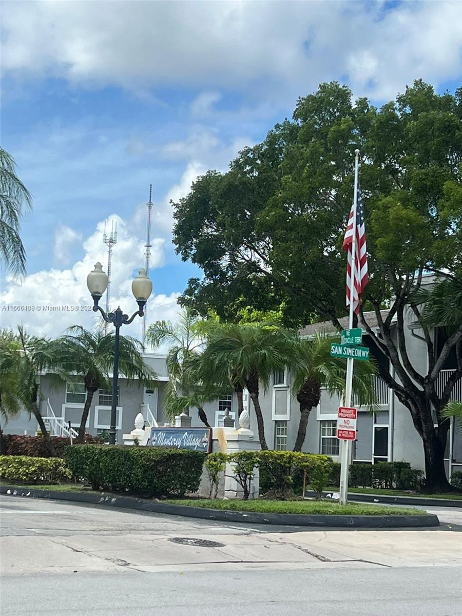 MONTEREY VILLAGE-ONE COND - Residential