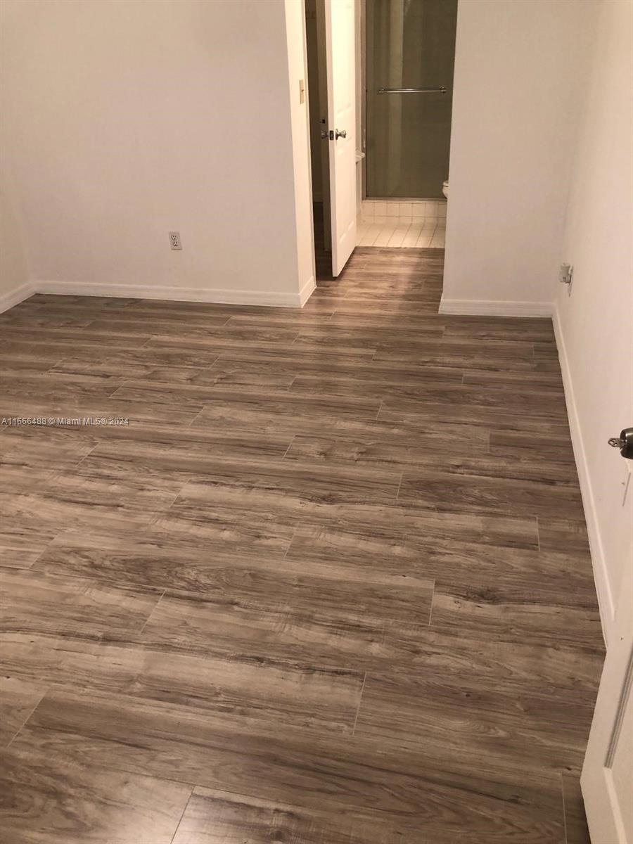 MONTEREY VILLAGE-ONE COND - Residential