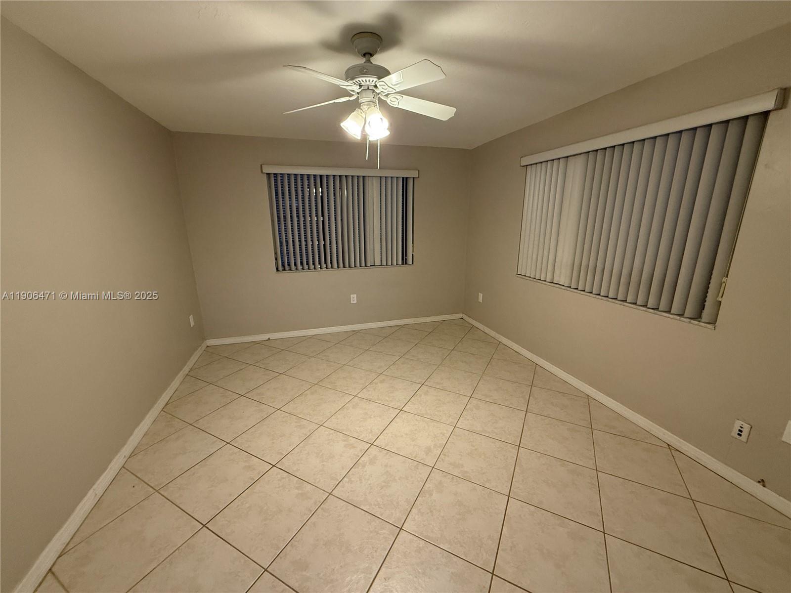 KINGSTON SQUARE CONDO - Residential Lease