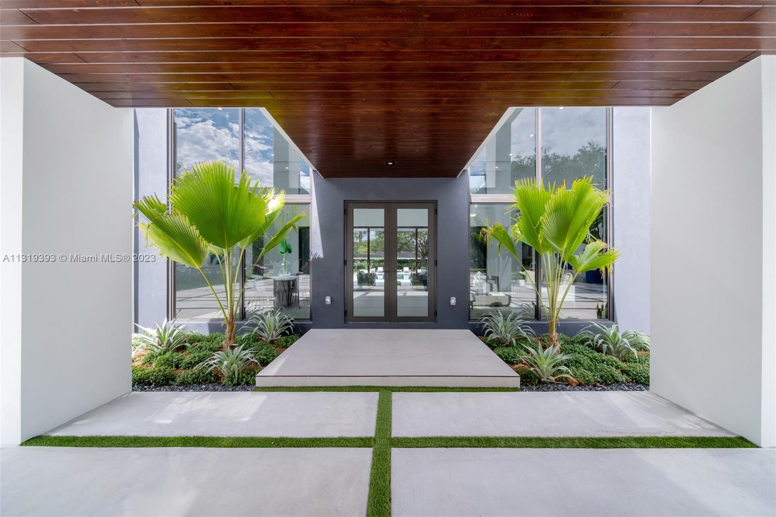 GLADEWIND ESTATES - Residential