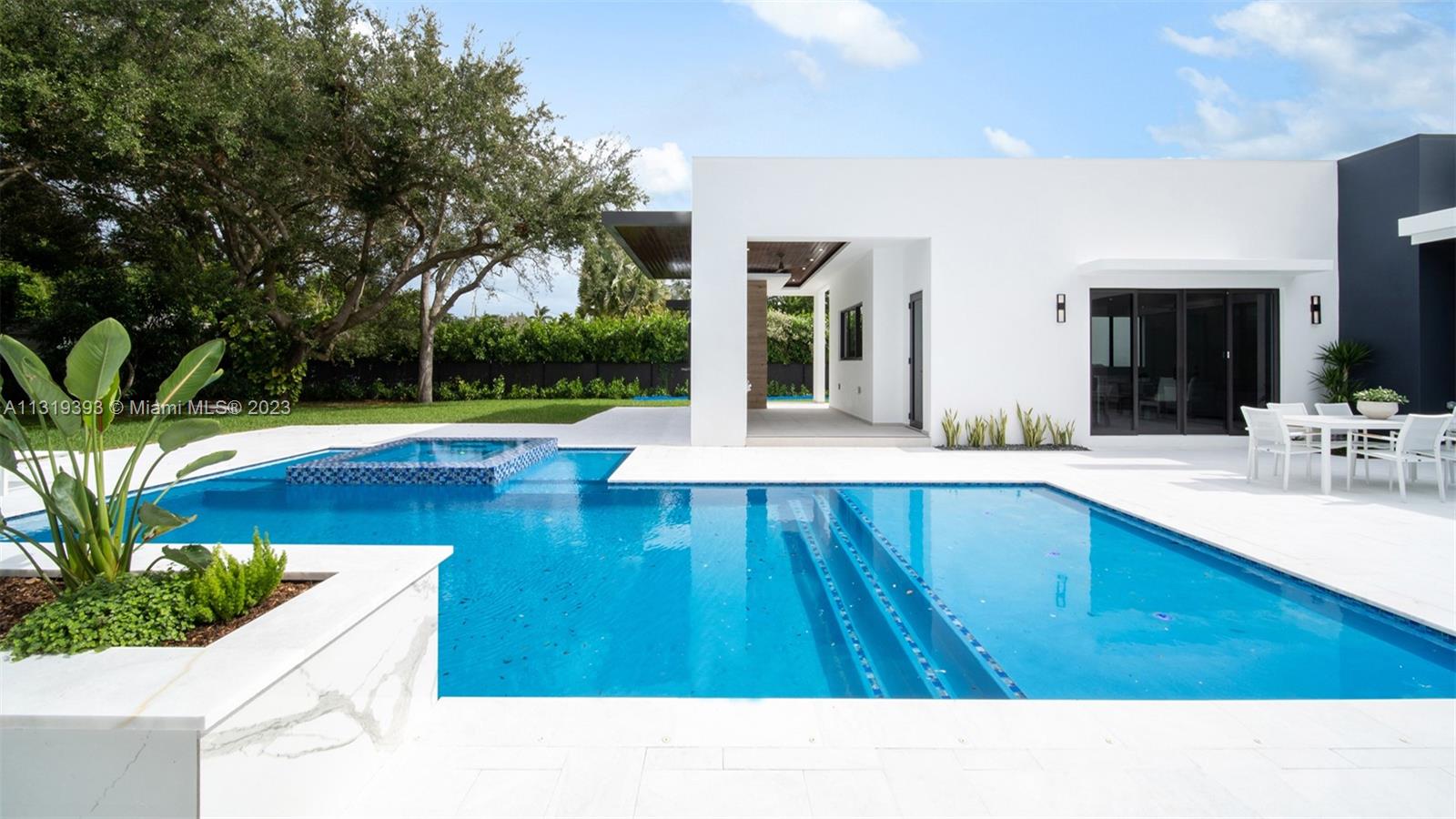 GLADEWIND ESTATES - Residential