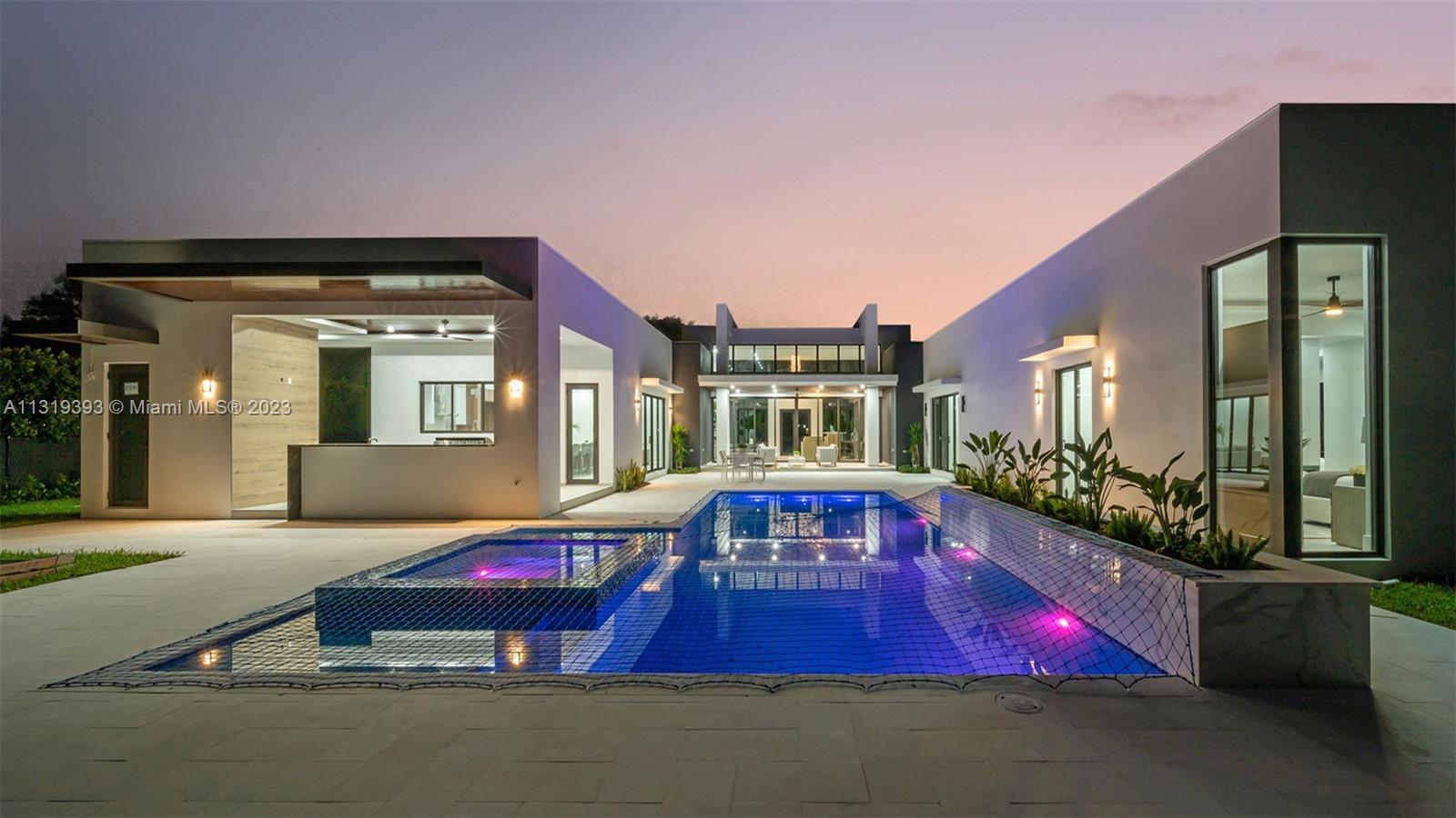 GLADEWIND ESTATES - Residential