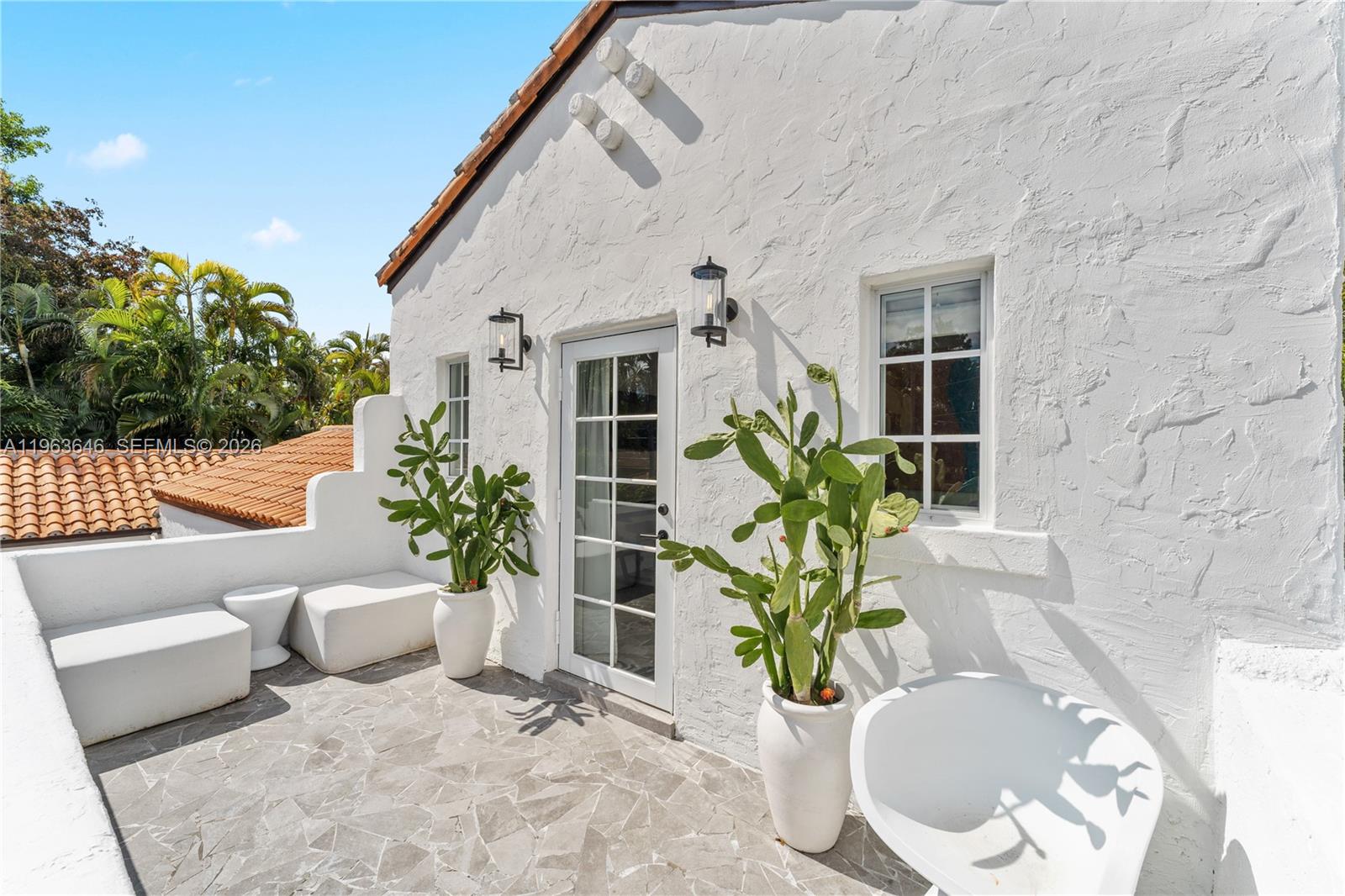 CORAL GABLES RIVIERA SEC - Residential