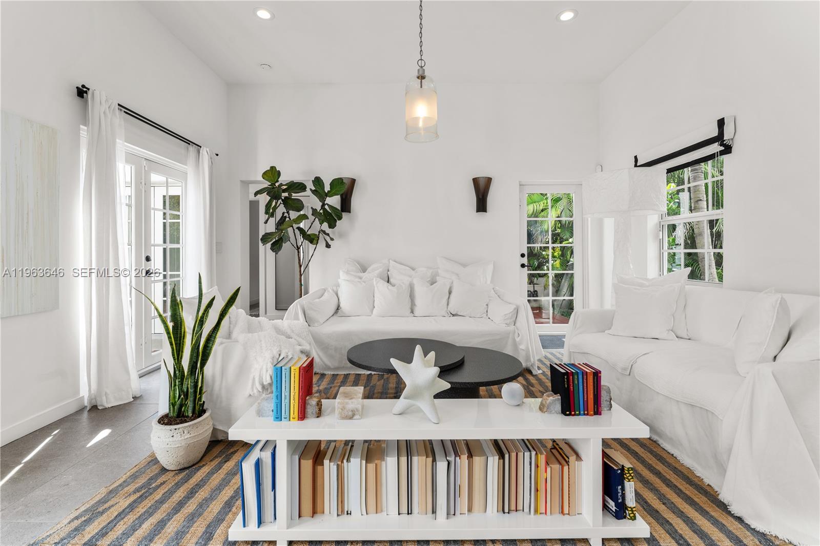 CORAL GABLES RIVIERA SEC - Residential