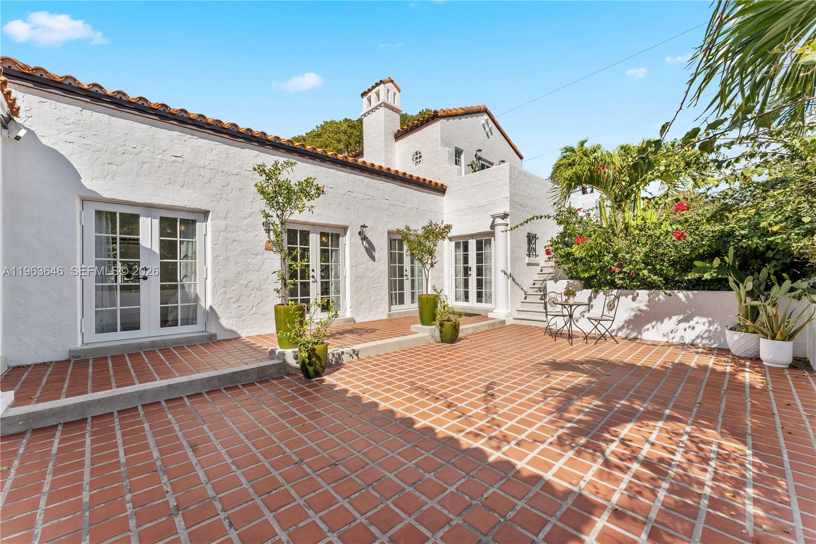 CORAL GABLES RIVIERA SEC - Residential