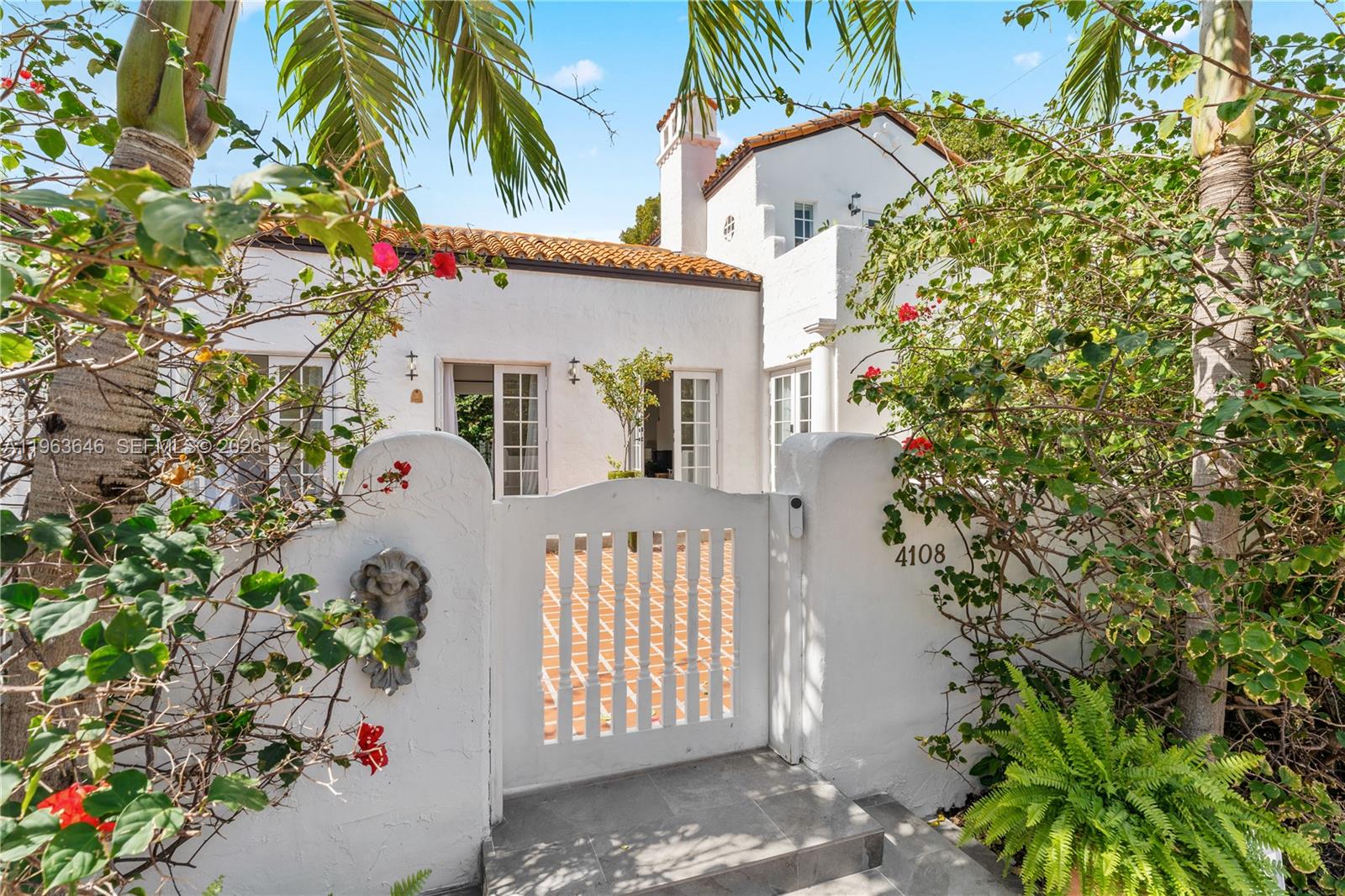 CORAL GABLES RIVIERA SEC - Residential